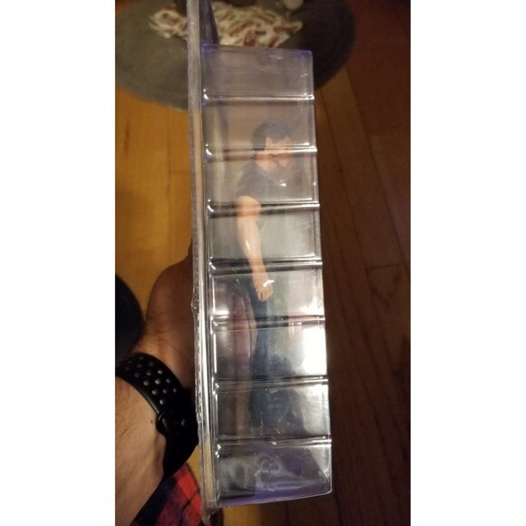 Twilight New Moon Jacob Figure new sealed. - Picture 6 of 6